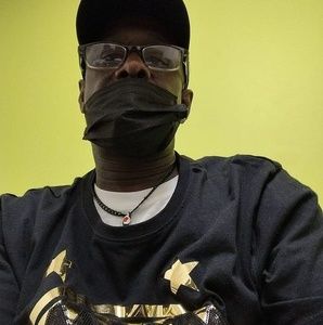 Meet your Posher, Charles